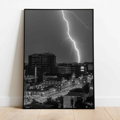 Plakat_Lodz_-_Piorun_nad_Monopolis